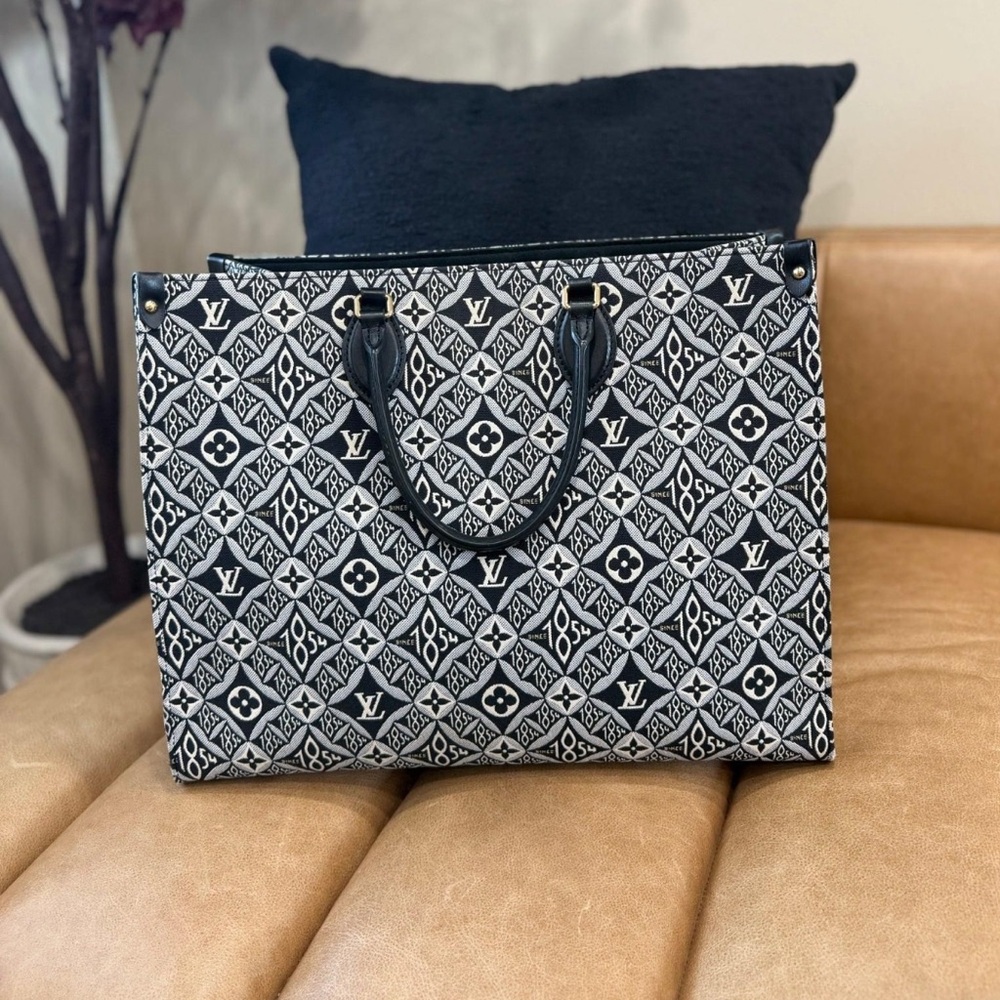 Louis Vuitton Monogram Limited Edition 1854 Black and White Tote GM